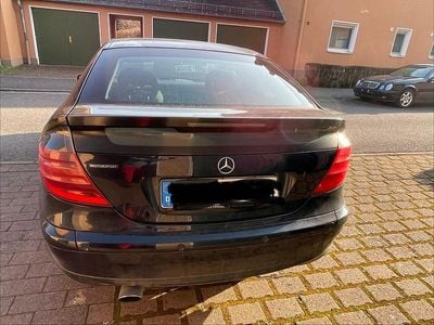 Braun Gebraucht 2002 Mercedes 200 Coupé | 1.000 € (Fairer Preis)