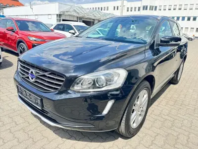 Gebraucht Volvo XC60 Summum 181 PS (133 kW) 2015 Schwarz SUV