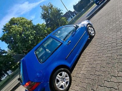 Gebraucht VW Golf IV 75 PS (55 kW) 2001 Blau Kleinwagen