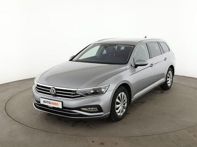 Gebraucht VW Passat Elegance 150 PS (110 kW) 2024 Grau Kombi