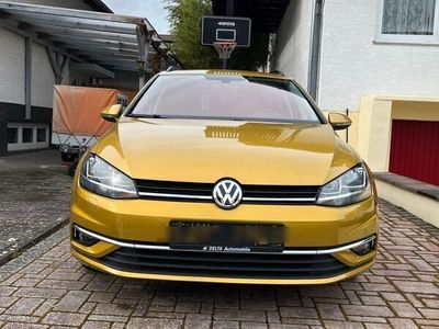 gebraucht VW Golf VII VolkswagenVII Variant Facelift DSG LED