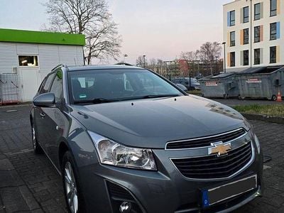 Gebraucht Chevrolet Cruze LT 124 PS (91 kW) 2012 Grau Kombi