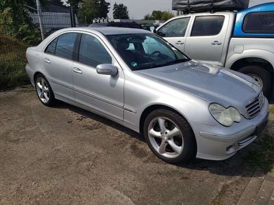 Mercedes C230