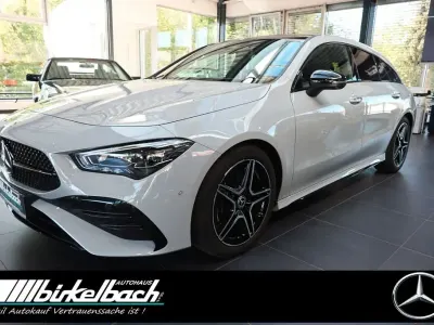 Gebraucht Mercedes CLA200 Shooting Brake AMG 163 PS (119 kW) 2025 Grau Kombi