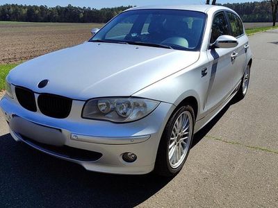 Gebraucht BMW 120 163 PS (119 kW) 2005 Silber Kleinwagen