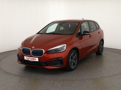 BMW 225