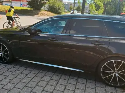Gebraucht Volvo V90 190 PS (139 kW) 2016 Schwarz Kombi