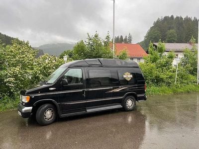 Begagnad Ford Econoline 256 HK (188 kW) 1999 Svart Minibuss