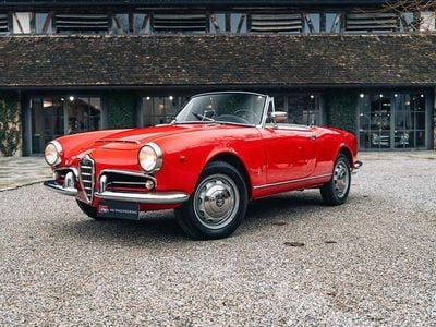 Rot Gebraucht 1963 Alfa Romeo Giulia Spider Cabrio | 64.900 €