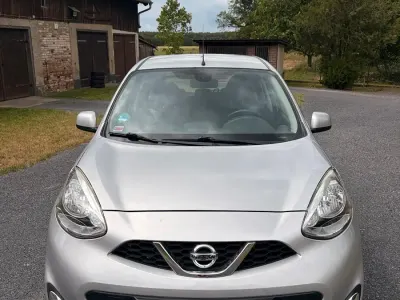 Gebraucht Nissan Micra 80 PS (58 kW) 2014 Silber Kleinwagen