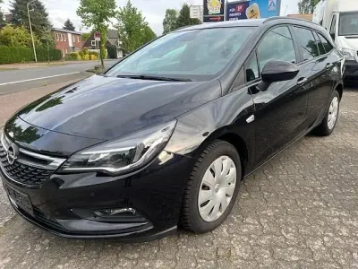 Gebraucht Opel Astra Business 136 PS (100 kW) 2017 Schwarz Kombi