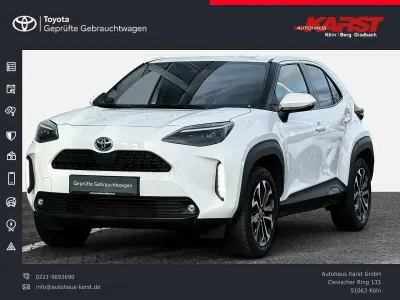 Gebraucht Toyota Yaris Cross 116 PS (85 kW) 2022 Weiß SUV
