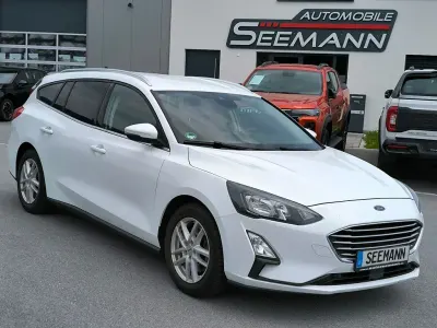 Gebraucht Ford Focus Cool & Connect 95 PS (69 kW) 2021 Weiß Limousine