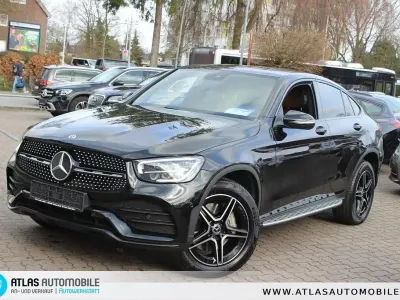 Używany Mercedes GLC300e AMG line 306 KM (225 kW) 2022 Czarny Coupe