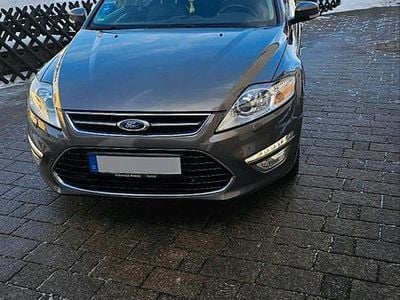 Grau Gebraucht 2010 Ford Mondeo Limousine | 3.799 € (Etwas zu teuer)