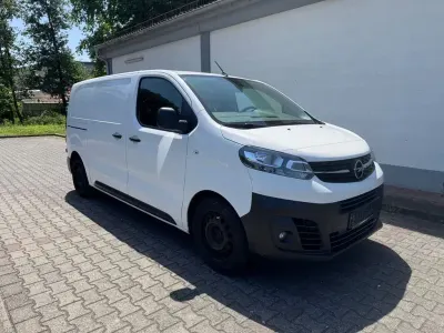 Gebraucht Opel Vivaro Edition 150 PS (110 kW) 2020 Weiß Van / Kleinbus