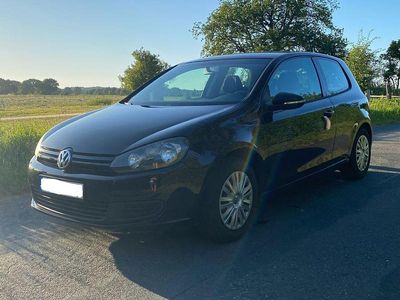 Schwarz Gebraucht 2009 VW Golf Limousine | 2.700 €