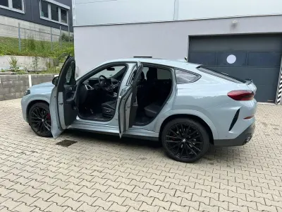Gebraucht BMW X6 M Sport 298 PS (219 kW) 2025 Grau SUV