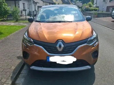 Gebraucht Renault Captur 90 PS (66 kW) 2022 Orange SUV