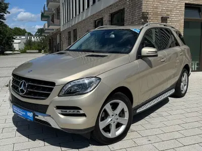 Gebraucht Mercedes ML350 258 PS (189 kW) 2012 Beige SUV