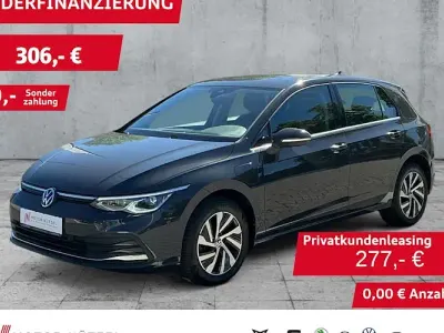 Gebraucht VW Golf VIII Style 204 PS (150 kW) 2022 Grau Limousine
