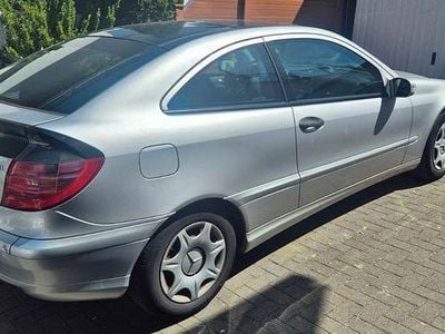 Second-hand Mercedes CL200 163 CP (119 kW) 2002 Argintiu Coupe