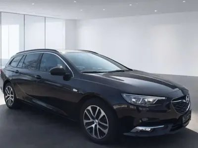 Usata Opel Insignia 136 CV (100 kW) 2020 Nero Station wagon