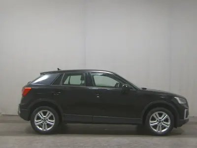 Gebraucht Audi Q2 Advanced 116 PS (85 kW) 2022 Schwarz SUV