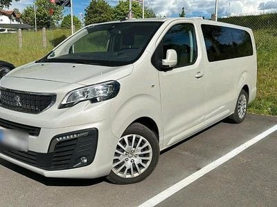 Peugeot Traveller