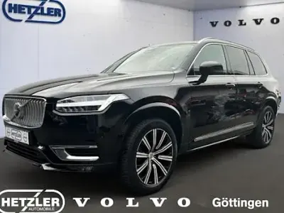 Używany Volvo XC90 Ultimate 235 KM (172 kW) 2023 Czarny SUV