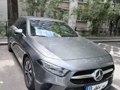 Gebraucht Mercedes A160 Business 95 PS (69 kW) 2020 Grau Kleinwagen