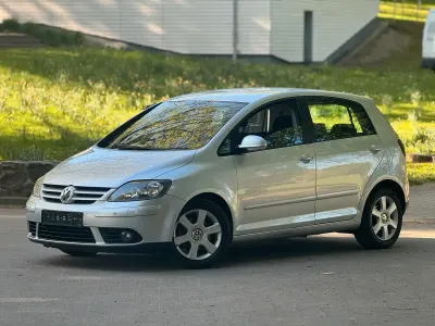 Gebraucht VW Golf IV 105 PS (77 kW) 2005 Silber Kleinwagen