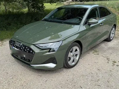Gebraucht Audi A3 Advanced 116 PS (85 kW) 2025 Grün Limousine