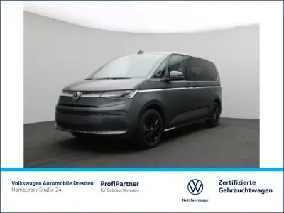 Gebraucht VW Multivan Style 150 PS (110 kW) 2025 Grau Van / Kleinbus