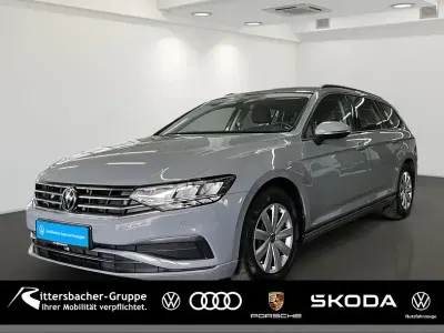 Gebraucht VW Passat Conceptline 150 PS (110 kW) 2023 Grau Kombi