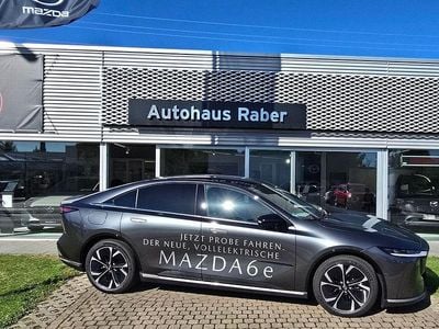 Grau Gebraucht 2025 Mazda 6e Takumi-Line Limousine | 40.490 € (Fairer Preis)
