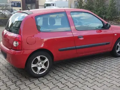 Gebraucht Renault Clio II 65 PS (47 kW) 2009 Rot Limousine