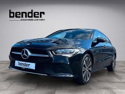 Gebraucht Mercedes CLA180 Shooting Brake 116 PS (85 kW) 2022 Schwarz Kombi