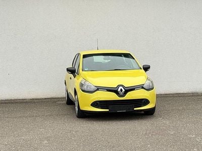 Gelb Gebraucht 2014 Renault Clio IV Authentique Kleinwagen | 3.999 € (Fairer Preis)