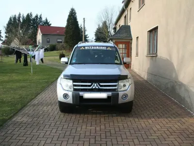 Usata Mitsubishi Pajero Intense 170 CV (125 kW) 2007 Argento SUV