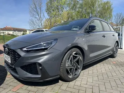 Neu Hyundai i30 N Line 150 PS (110 kW) 2026 Grau Kombi