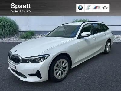 Używany BMW 318 150 KM (110 kW) 2021 Biały Kombi