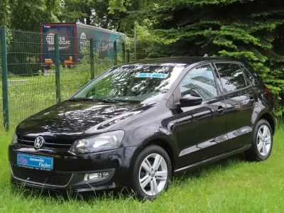 Gebraucht VW Polo Match 90 PS (66 kW) 2013 Schwarz Kleinwagen