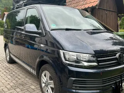 Gebraucht VW Multivan 204 PS (150 kW) 2018 Blau Van / Kleinbus