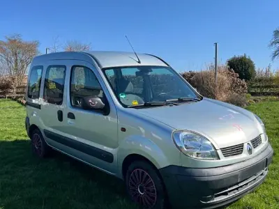 Usata Renault Kangoo 75 CV (55 kW) 2003 Grigio Monovolume
