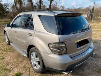Gebraucht Mercedes ML500 306 PS (225 kW) 2007 Silber SUV