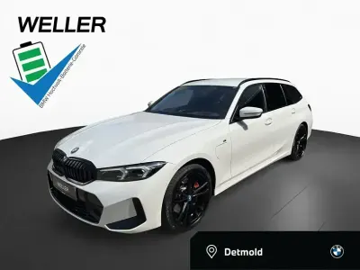 Gebraucht BMW 330e M Sport 292 PS (214 kW) 2023 Weiß Limousine