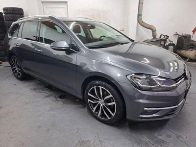 Grau Gebraucht 2018 VW Golf VII Highline Kombi | 14.990 € (Fairer Preis)
