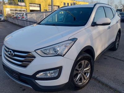 Gebraucht Hyundai Santa Fe Style 200 PS (147 kW) 2015 Weiß SUV