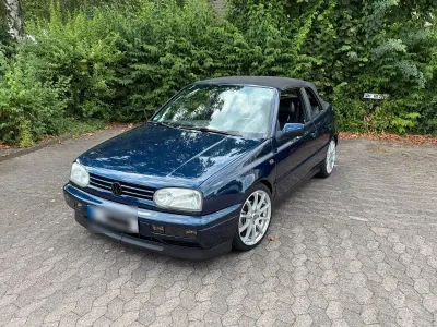 Gebraucht VW Golf Cabriolet Edition 90 PS (66 kW) 1996 Blau Cabrio
